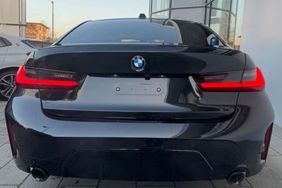 BMW Seria 3 330i xDrive M Sport
