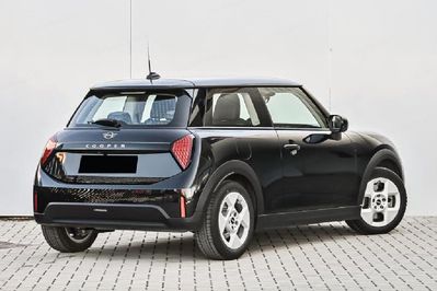 Mini Mini Cooper E Linia Essential