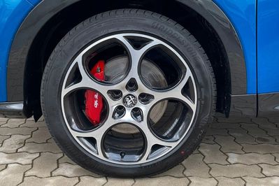 Alfa Romeo Tonale T4 IBRIDA Veloce