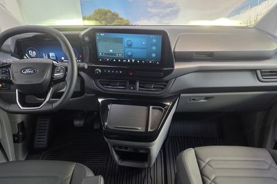 Ford Tourneo Custom L2H1 Titanium X 320 A8 AWD