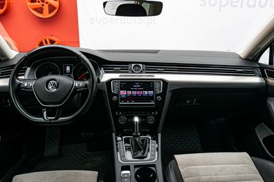 Volkswagen Passat 1.8 TSI R-Line DSG