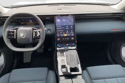 Citroen C5 Aircross Plus eDCT6 1.2 mHEV