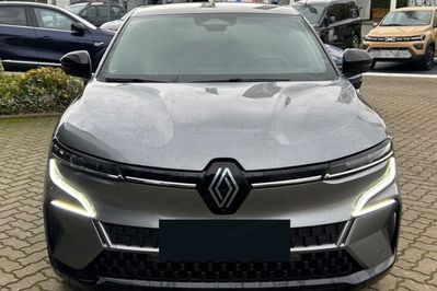 Renault Megane Techno E-TECH Comfort Range