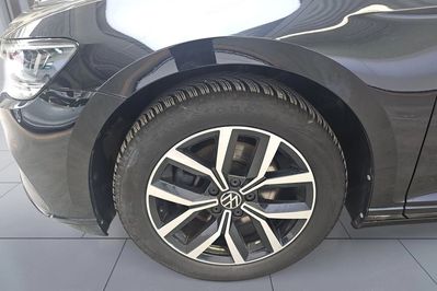 Volkswagen Passat 1.5 TSI Business DSG