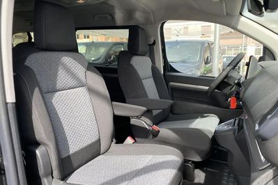 Opel Zafira Life Extra Long L2H1 Business AT8