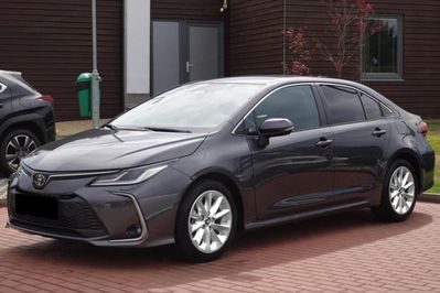 Toyota Corolla Comfort 1.5 benzyna