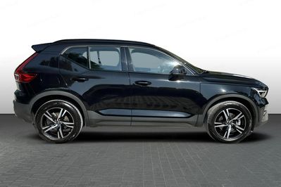 Volvo XC40 B3 Plus Dark