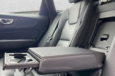Volvo XC60 B4 B Plus Bright