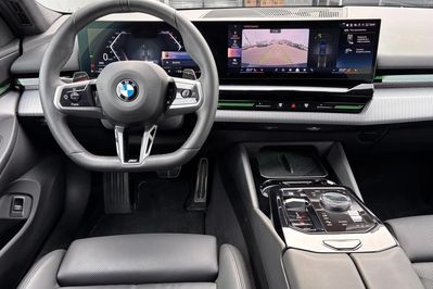 BMW Seria 5 520d xDrive mHEV M Sport aut