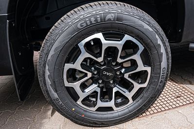 Jac T9 8AT 4x4