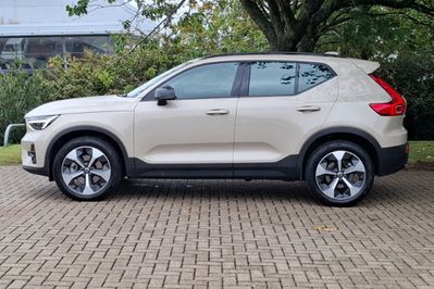 Volvo XC40 B4 Ultra Dark