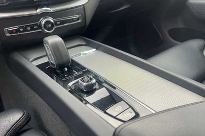 Volvo XC60 B4 B Plus Bright