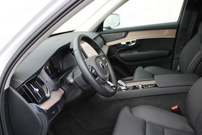 Volvo XC90 B5 B AWD Plus Bright 7os
