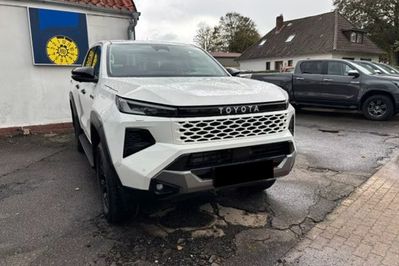 Toyota HiLux mHEV Double Cab Invincible 4x4 aut
