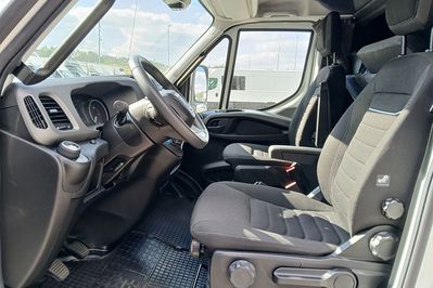 Iveco Daily 70C18 Zabudowa + Tył spanie