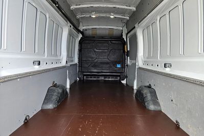 Ford Transit L4H3