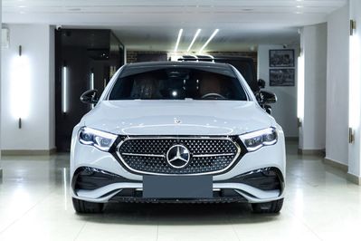 Mercedes E Klasa 220 d 4-Matic AMG