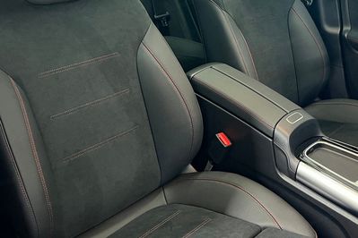 Mercedes GLA 200  AMG Line