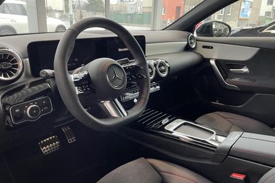 Mercedes Klasa A 220 4-Matic AMG Line