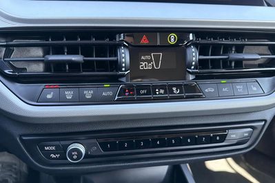 BMW Seria 1 118i Advantage aut