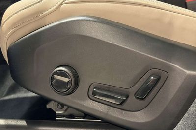 Volvo XC90 B5 AWD Plus Bright