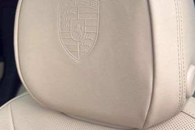 Porsche Cayenne Coupe E-Hybrid Black Edition