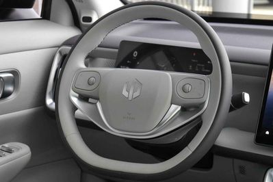 Leapmotor B10 Design Hybrid EV 18,8 kWh