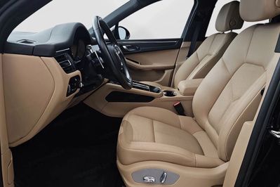 Porsche Macan Standard