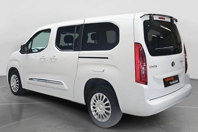 Toyota Proace City Verso Long 1.5 d-4D Business
