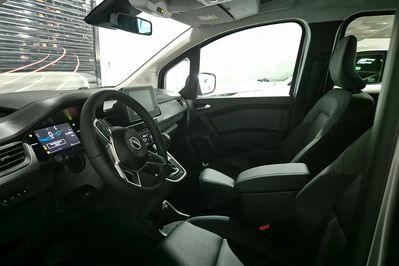 Nissan Townstar Combi L2H1 N-Connecta AT