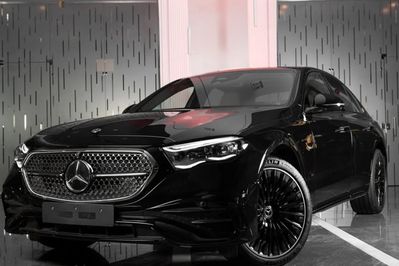 Mercedes E Klasa 220 d 4-Matic AMG