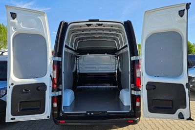 Renault Trafic 2.0 dCi L2H2