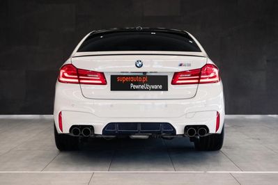 BMW Seria 5 M5