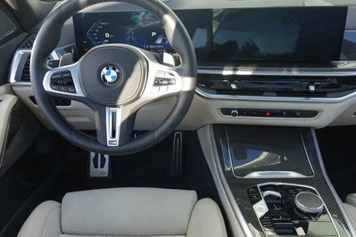 BMW X5 M60i xDrive