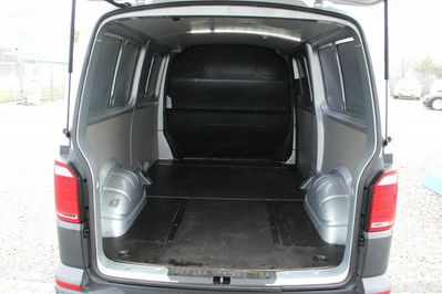 Volkswagen Transporter TDI L2H1 Edition