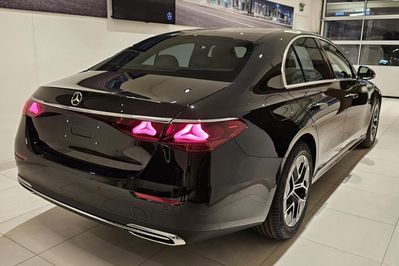 Mercedes Klasa E 200 Avantgarde