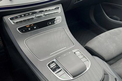 Mercedes Klasa E 220 d 4MATIC AMG Line