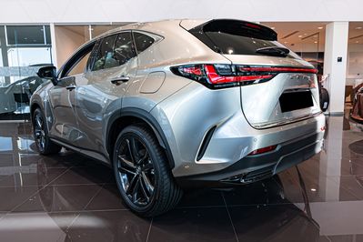 Lexus NX 450h+ Prestige 2.5 Plug-in Hybrid