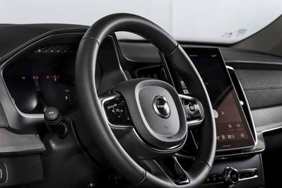 Volvo XC90 B5 AWD Plus Bright