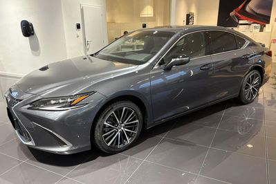 Lexus ES 300h Business Edition 2.5 E-CVT