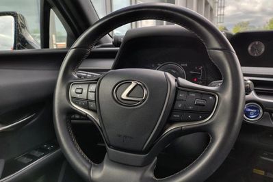 Lexus UX 250h Elegance 2WD