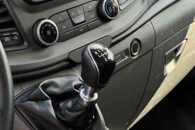 Ford Transit Custom 300 L2H1 2.0 Trend