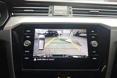 Volkswagen Passat 1.5 TSI Business DSG