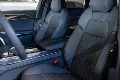 Audi A8 S8 TFSI quattro