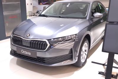 Skoda Octavia Essence 1.5 TSI mHEV DSG