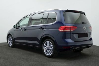 Volkswagen Touran Highline 1.5 TSI EVO DSG