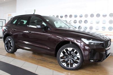 Volvo XC60 B5 AWD Plus Dark