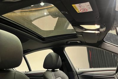 BMW Seria 5 520i M Sport