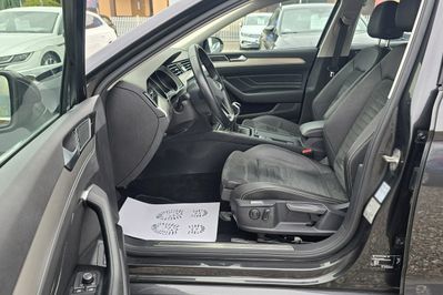 Volkswagen Passat 1.5 TSI EVO Elegance