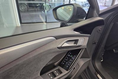 Audi A6 E-tron quattro Avant